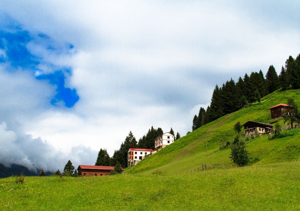 Turistlerin Henüz Keşfetmediği: Doğu Karadeniz’in 5 Saklı Yaylası