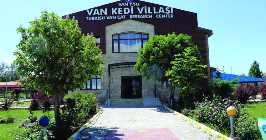 Uçaklı Van Doğubayazıt Bitlis Hizan Bahçesaray Turu