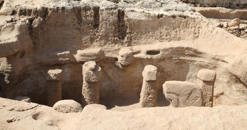 İstanbul Çıkışlı Uçaklı Fırat'tan Nemrut'a Gaziantep Şanlıurfa Adıyaman Kültür ve Gastronomi Turu