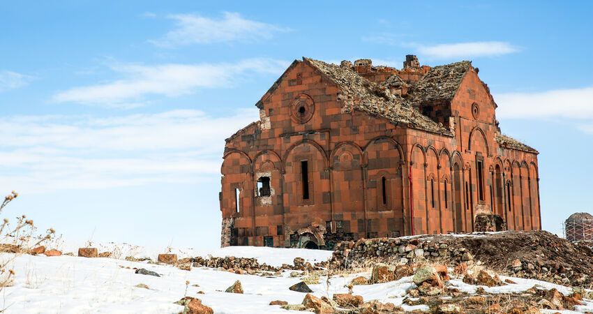 İstanbul Çıkışlı Yılbaşı Özel Turistik Doğu Ekspresi ile Kars Turu (Tren Gidiş - Uçak Dönüş)