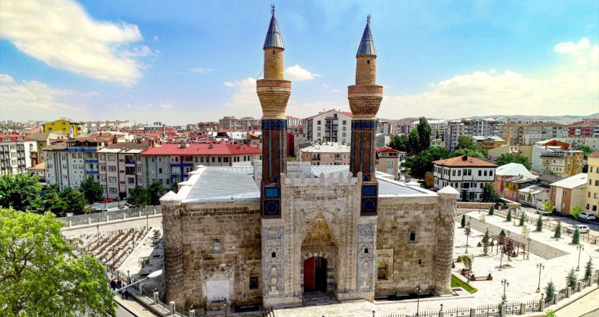 Ankara Çıkışlı Doğu Anadolu'nun İncisi