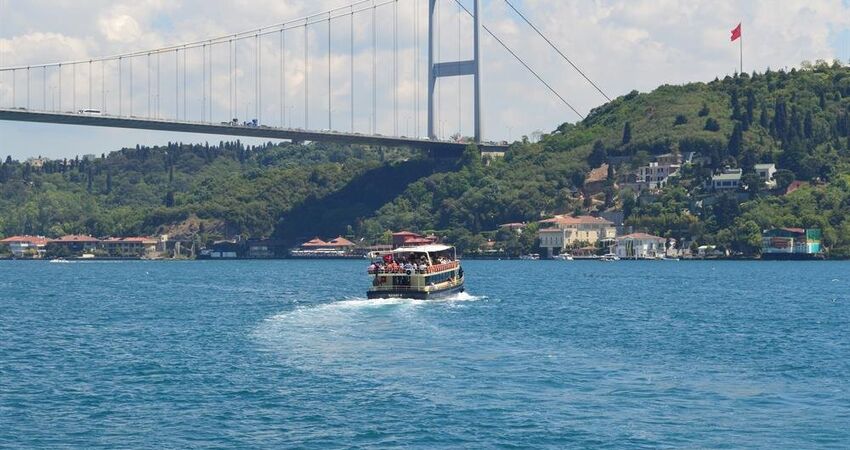 Hızlı Tren ile İstanbul Adalar Saraylar Şile Ağva Turu