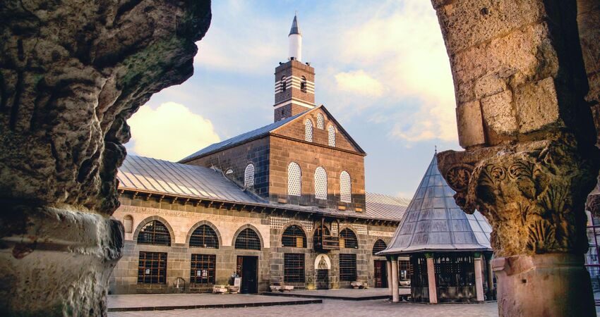 İstanbul Çıkışlı Uçaklı Gap Turu (4 Gece)