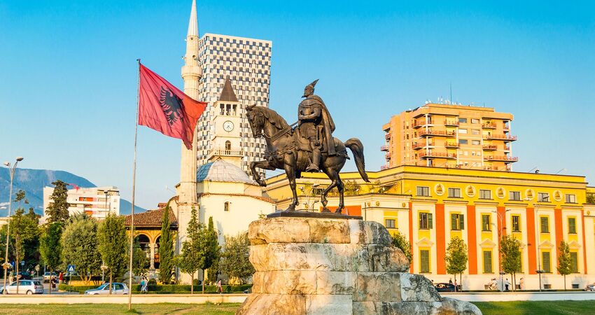 Air Albania HY ile Büyük Balkan Turu 6 Ülke İzmir - Vizesiz
