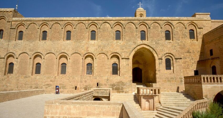 İstanbul Çıkışlı Butik Mardin Midyat Ezidi ve Süryani Köyleri Turu  