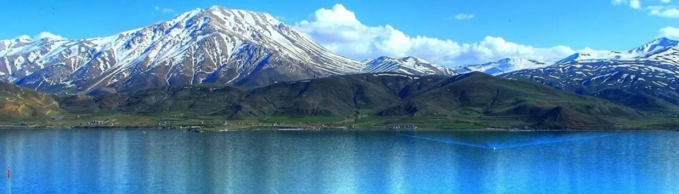 İstanbul Çıkışlı Yataklı Tren ile Van Kars Erzurum Turu (Tren Gidiş-Uçak Dönüş)