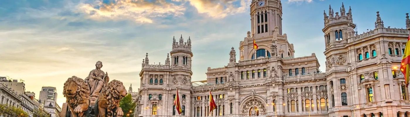 Elit Büyük İspanya Endülüs Turu THY ile 7 Gece Ekstra Turlar Dahil