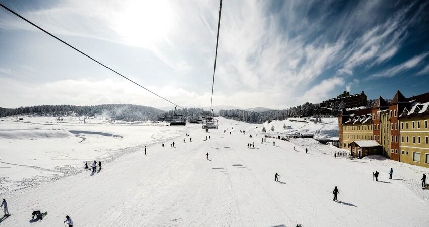 Ankara Çıkışlı Yataklı Tren İle Van Kars Erzurum Turu (Uçak Gidiş – Tren Dönüş)