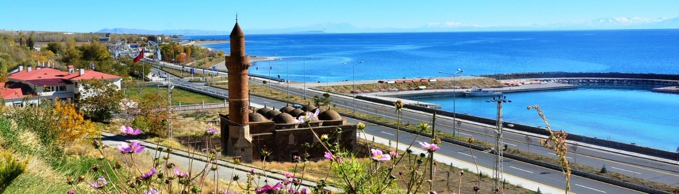 Uçaklı Van Doğubayazıt Bitlis Hizan Bahçesaray Turu